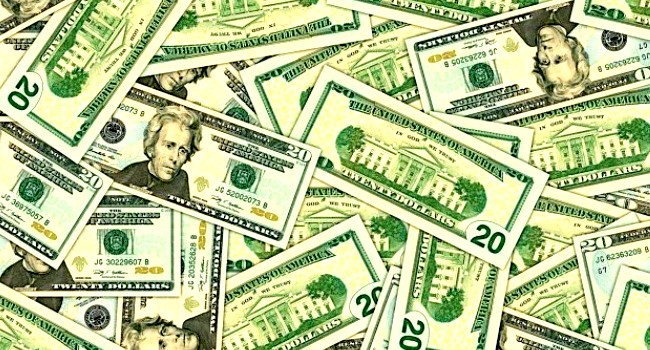 Dolar je stabilan nakon sto je broj nezaposlenih u Americi pao prosle nedelje za 25.000 lica